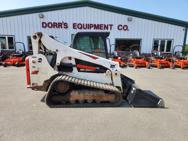 2019 Bobcat T740