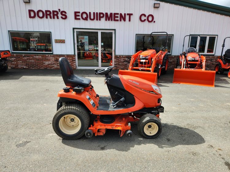 2016 Kubota GR2120-48 with Blower
